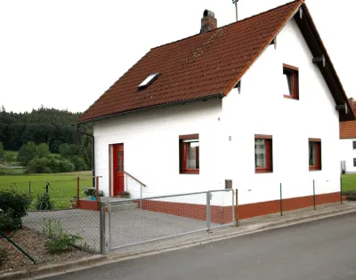 Ferienhaus am Haselbach Hotels in der Nähe von St. Ulrich und Vitus Seifertshofen