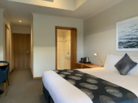 尤金尼斯恩弗洛奇