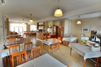 Hotel Platan