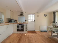 Nuthatch Hotels in Luppitt