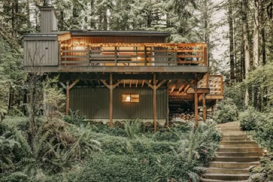 26sl - Hot Tub - BBQ - Game Room - Sleeps 8 3 Bedroom Home by RedAwning