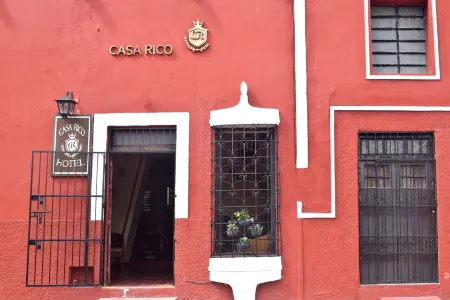 Hotel Casa Rico Отели в г. Вальядолид