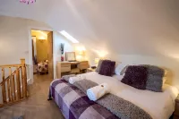 Mollett's Farm - Apartments