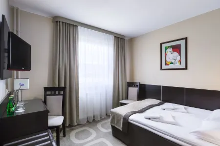 Hotel Picaro Żarska Wieś Południe