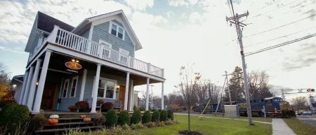 24 East Main Street B&B