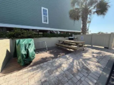Shores of Surfside I - 205 2 Bedroom Home by RedAwning Hotels in Surfside Beach