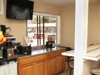 Budget Inn & Suites Colby Hotels in Colby
