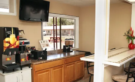 Budget Inn & Suites Colby