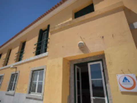 HI Oeiras – Pousada de Juventude Hotels near Praia de Santo Amaro