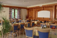 佩特里餐廳酒店 - 早餐