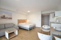 Apartamenty Villa Baltica Rewal - Jacuzzi na Dachu, wi-fi, Parking w Cenie - Parkering