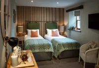 The Lister Arms Hotels in Airton