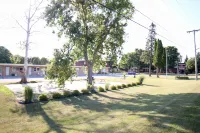 Walkerton Inn Motel - 2-Star