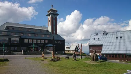 Hotel Miriquidi All Inklusive Отели рядом с достопримечательностью «Фихтельберг»