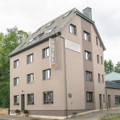 Mandarina Hotel Luxembourg Strassen Hotels near Tram and Bus Museum
