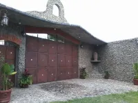 Finca la Virgen de Piedra - 2-Star