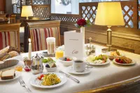 Vis á Vis Parkhotel - breakfast