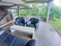 Leather Back Beach Villa Hotels in Kosgoda