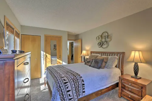 Creekside Frisco Condo w/ Views & Pool Access! - 3-Star