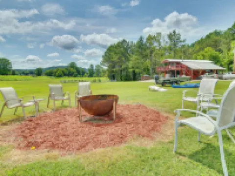 Norfork Studio Escape Walk to White River! Hotels in Baxter County