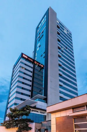 Ibis Palmas Avenida JK Отели в г. Палмас