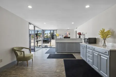 Inn on Arsenal Отели в г. Ньютон