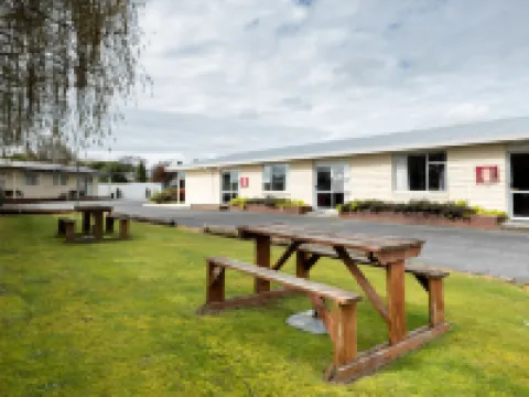 Esplanade Motels Hotels in Gore