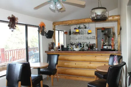 Edelweiss Resort and Restaurant