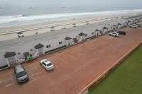 Quinta Pacifica Beachfront Villas - parking