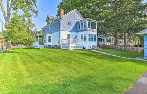 舒適+步行可至Delmar的度假屋帶火坑！