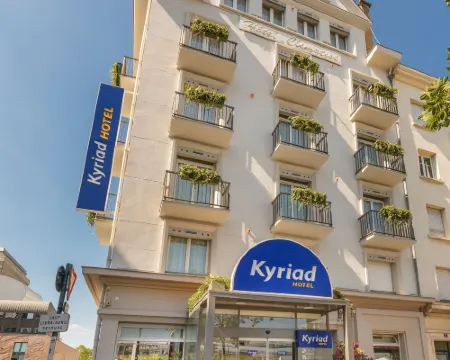 คีรียาดแรนส์เซ็นเตอร์การ์ โรงแรมในแรนส์