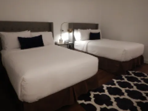 Carriage House Hotels in Hamden