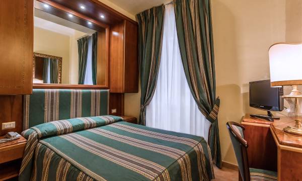 Raeli Hotel Archimede