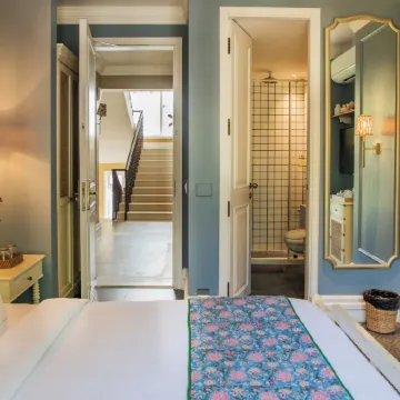 Red Thread Calangute