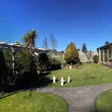 Tongariro Crossing Lodge Hotel Exterior