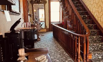 Limestone Mansion