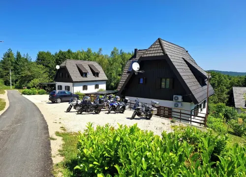 B&B Plitvice Lakes Villa Prica - parking