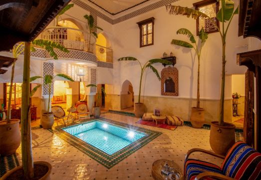 리아드 레 에투알 베르베르 전통적인 안뜰