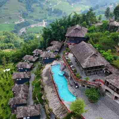 ザ・モング・ビレッジ・リゾート＆スパ Hotel Exterior