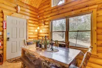 Merrillan Cabin w/ Fire Pit < 1 Mi to Lake Arbutus