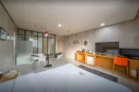 Gosung Zaza Hotel