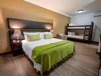 Villa Bali Luxury Guesthouse Hotels in Motheo