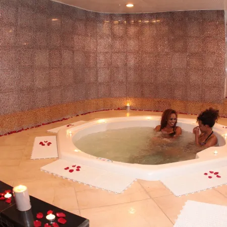Inter Luxury Hotel