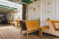 Holiday Lodge Hotels in Nevada City