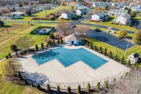 3 Mi to Bethany Beach! Dog-Friendly Family Getaway - spa
