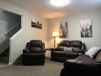 Great PRIVATE Family HOME! Big 3 Bed 3 Bath Private Yard