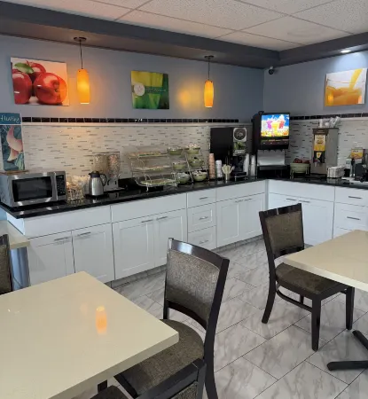 Quality Inn Отели рядом с достопримечательностью «YMCA»