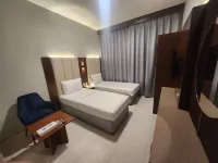 Melody Queen Hotel by Aura - 2-Star