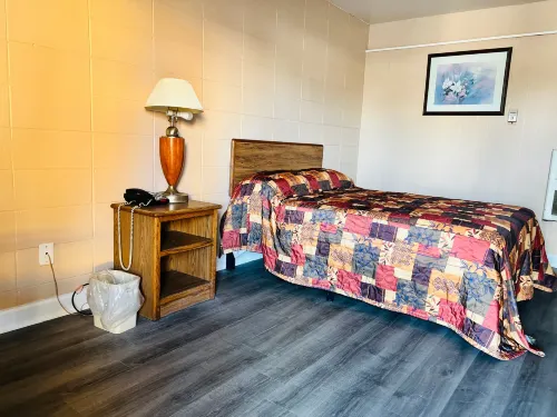 Capital O Clayton House Motel Rockford Near Airport Hotels in Loves Park