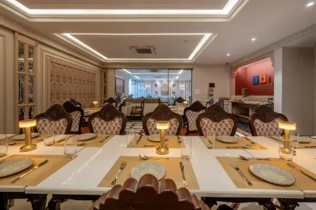 The Residency - A Boutique Hotel